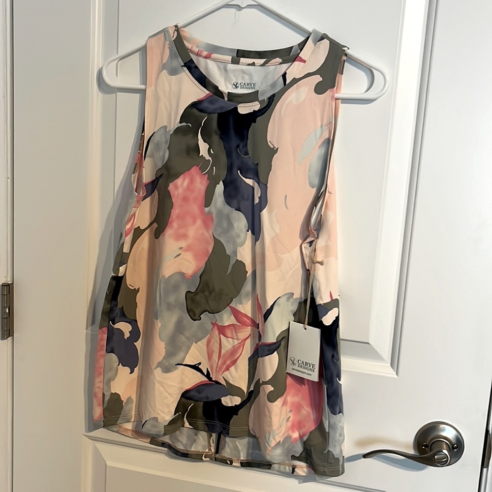 Carve Designs Top